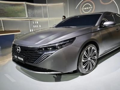 天籟鴻蒙座艙內飾官圖亮相，大屏音響齊聚，燃油車智能化新選擇