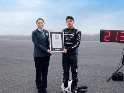 廣汽昊鉑SSR創(chuàng)純電車漂移新紀錄，展現中國超跑性能新高度