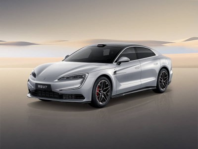 電動(dòng)化浪潮下，仰望U7 PHEV搭載自研水平對(duì)置發(fā)動(dòng)機(jī)開啟高端混動(dòng)新篇