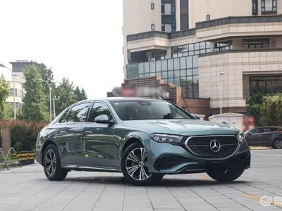 2026款奔馳E級轎車系列登場 經(jīng)典版42.99萬起售 配置動力有亮點(diǎn)