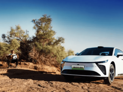 星紀元ES攜手科大訊飛，以24.8萬預售價開啟科技出行新體驗熱潮