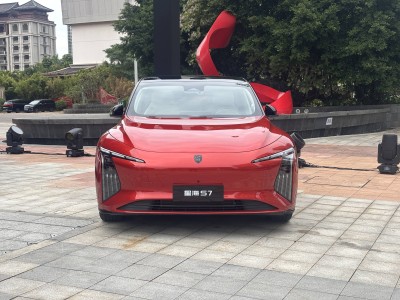 2026款星海S7煥新登場(chǎng) 800V超快充版加持 續(xù)航動(dòng)力雙提升