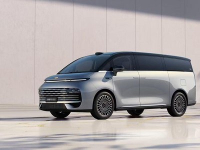 吉利銀河V900廣州車展首秀 頂奢設計全能空間開啟豪華MPV新體驗