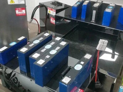 兩輪車電池市場激戰正酣：鋰電來勢洶洶，鉛酸電池能否守住陣地？