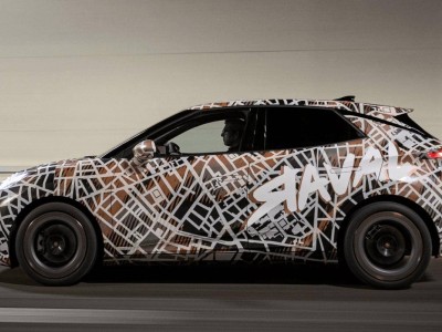 Cupra Raval純電小車(chē)預(yù)告圖曝光 2026年初上市 風(fēng)格“火辣”性能強(qiáng)