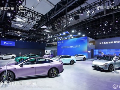 廣州車展深藍L06閃耀登場，磁流變懸架等黑科技重塑純電轎跑新格局