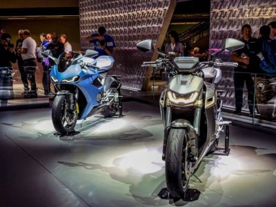 諾頓Manx R米蘭車展首秀,以實力向全球頂級跑車發起挑戰!