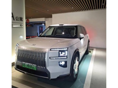 關海濤告別車圈回歸榮耀：對極氪深情難舍，曾助力品牌多領域建設