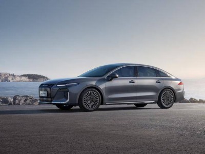 上汽榮威首發(fā)豆包大模型 榮威M7 DMH“活人感”車機(jī)開(kāi)啟智能交互新篇