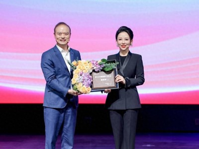 三年30萬交付!騰勢D9從中國冠軍邁向世界,重塑新能源MPV豪華格局