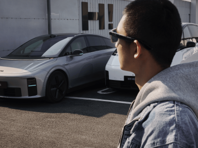 跳出汽車圈“內卷”,理想汽車以36克AI眼鏡押注未來十年新賽道