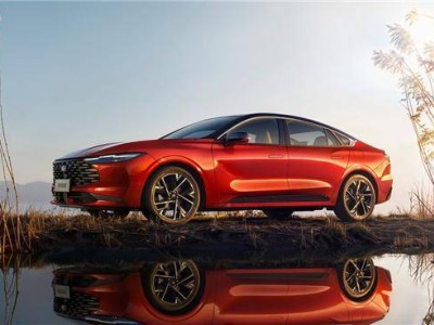 新款長安福特蒙迪歐14.98萬起上市，外觀內飾升級，動力選擇更豐富