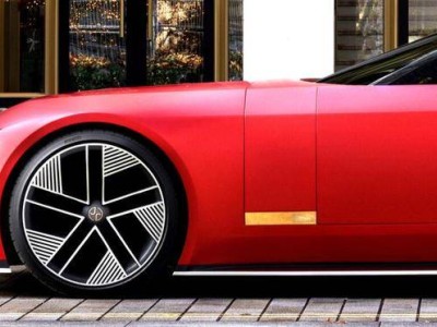 捷豹Type 00概念車倫敦街頭現身，“倫敦紅”配色登場量產在望