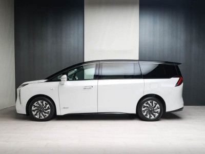 別克至境世家定價43.99萬起,高端配置加持能否在市場站穩(wěn)腳跟?