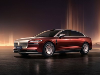 BBA價格防線松動,嵐圖追光L攜硬核配置,華系豪華能否改寫市場格局?