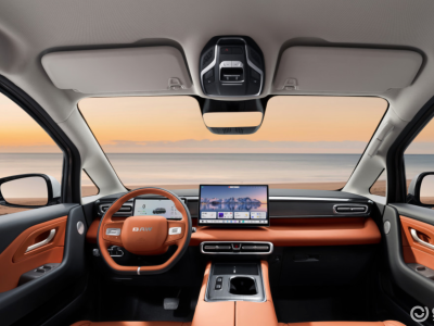 12.98萬起享超5.3米大空間!銳勝M(fèi)8上市,三排皆商務(wù)艙體驗(yàn)