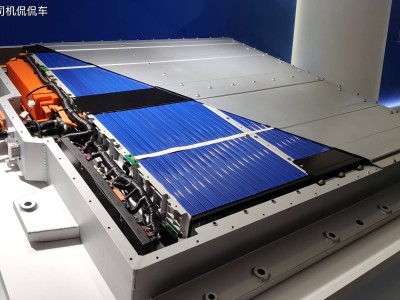 磷酸鐵鋰憑啥更安全?起火概率低 熱失控時間長 優(yōu)勢明顯!