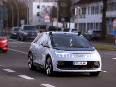 大眾德國測試無方向盤自動駕駛新車型Gen.Urban1 聚焦用戶體驗與信任建立