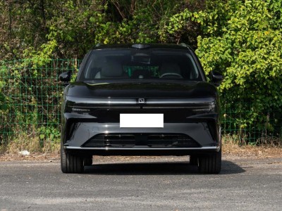 中型純電SUV大比拼,極氪7X與特斯拉Model Y誰才是你的菜?