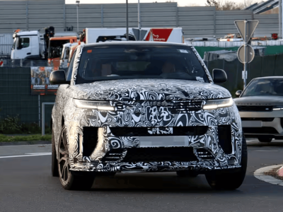 2027款路虎攬勝運動高性能版諜照流出 寶馬V8引擎助力豪華越野新體驗