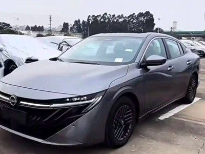 全新軒逸諜照曝光:外觀更運(yùn)動(dòng) 動(dòng)力維持現(xiàn)狀 鴻蒙座艙會(huì)來嗎?