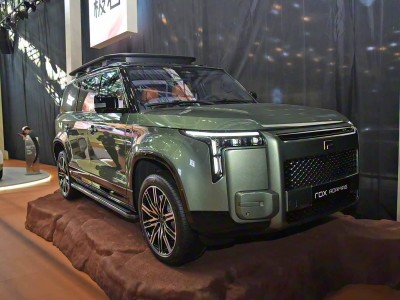 極石ADAMAS 12月28日上市 增程中大型SUV 純電續(xù)航215公里配置豐富