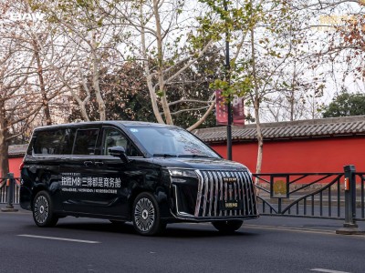 12.98萬起售的MPV新選擇！試駕銳勝M8，空間配置雙在線，家用商用都適宜