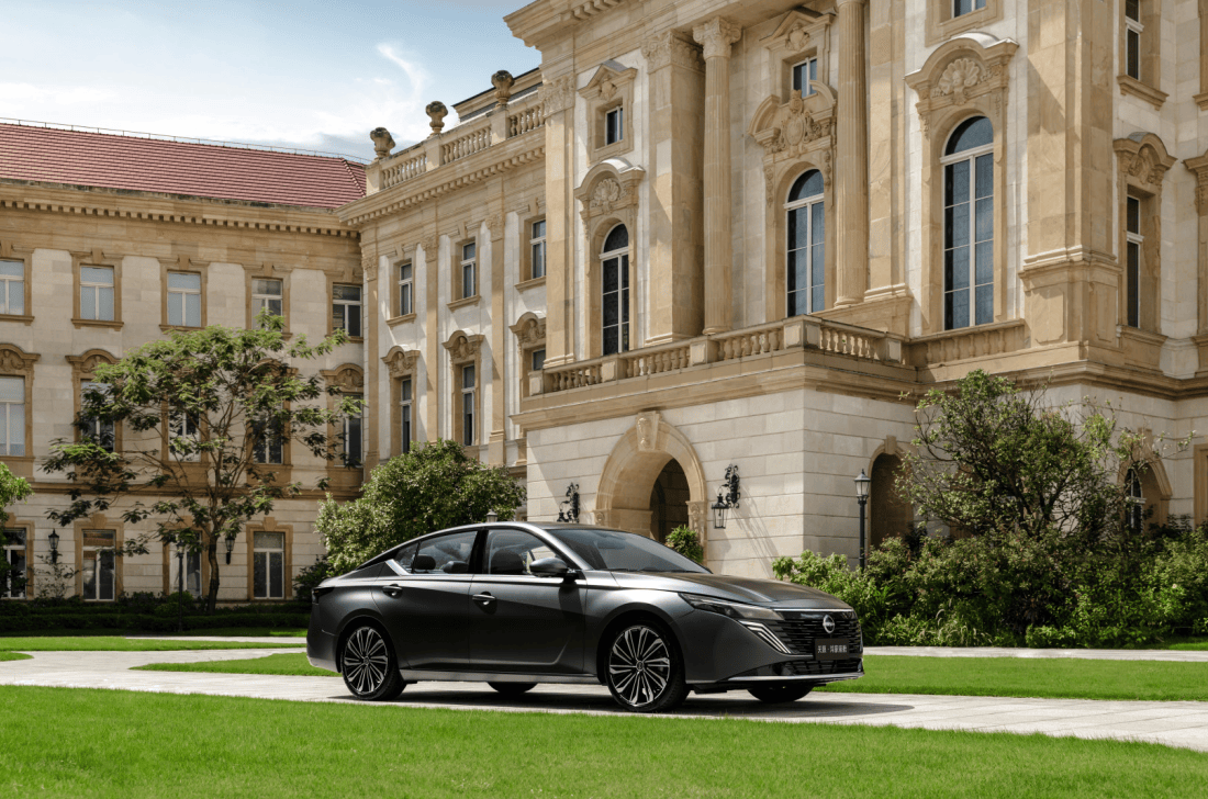 天籟·鴻蒙座艙內飾圖